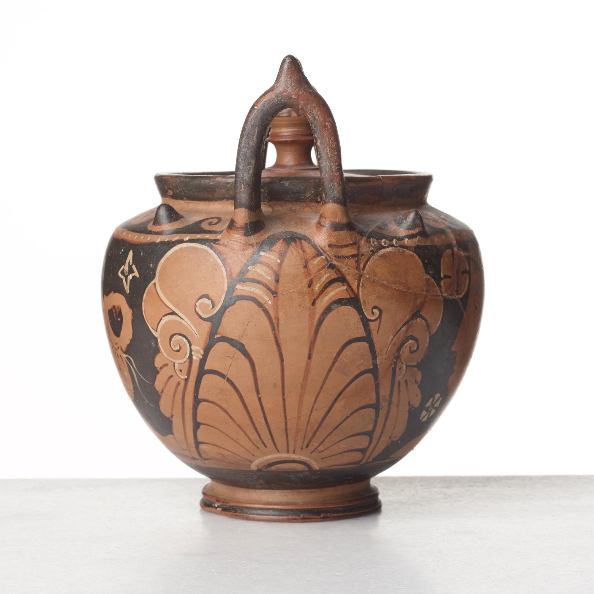 A Greek red figure Terracotta Lebes Gamikos, 500-300 B.C.