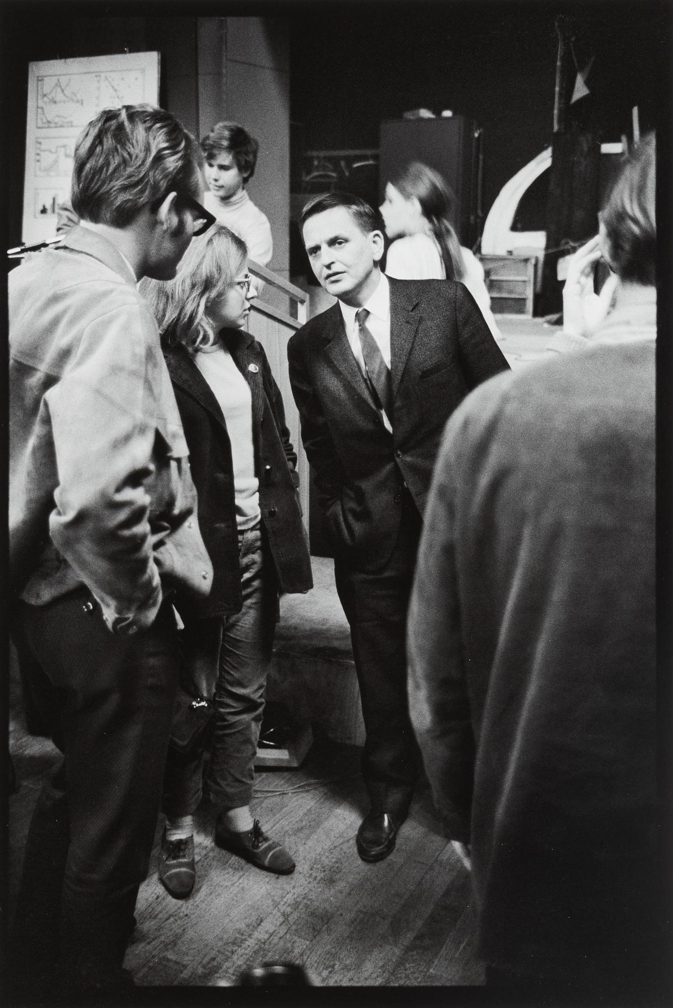 Carl Johan De Geer, fotografi, signerar 2/3.