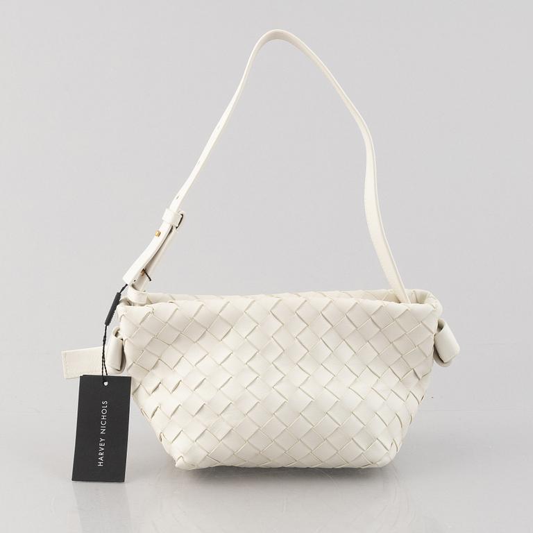 Bottega Veneta, bag "Snap intreccio bague".