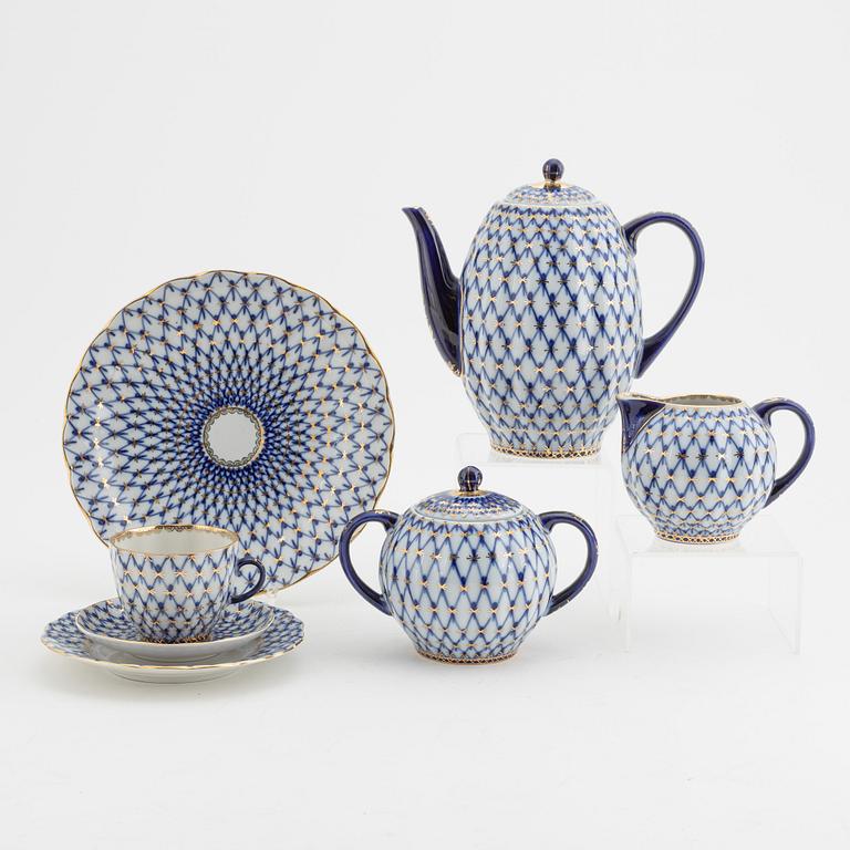 Kaffeservis, 30 delar, porslin, "Cobalt net", Lomonosov, Ryssland.
