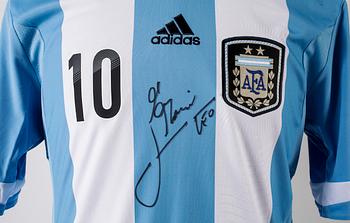 FOTBOLLSTRÖJA, signerad av Lionel Messi, Argentinska landslaget.
