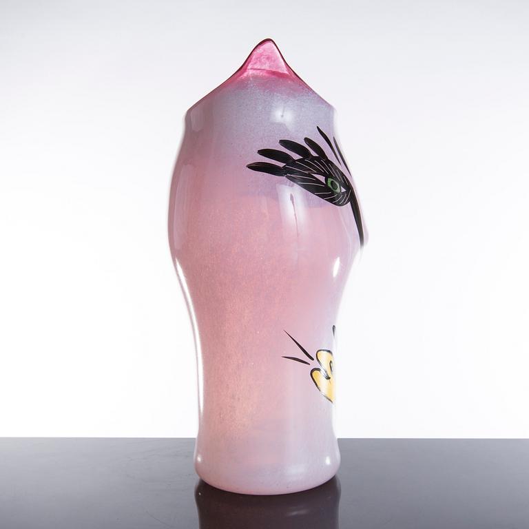 A Ulrica Hydman-Vallien glass vase, "Open Minds", Kosta Boda.