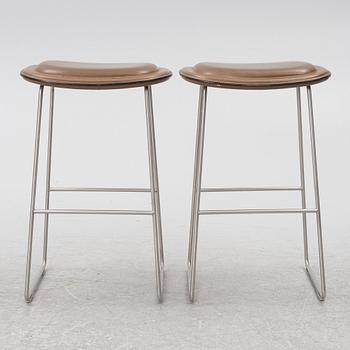 Jasper Morrison, bar stools, a pair of "Hi-Pad", Cappellini.