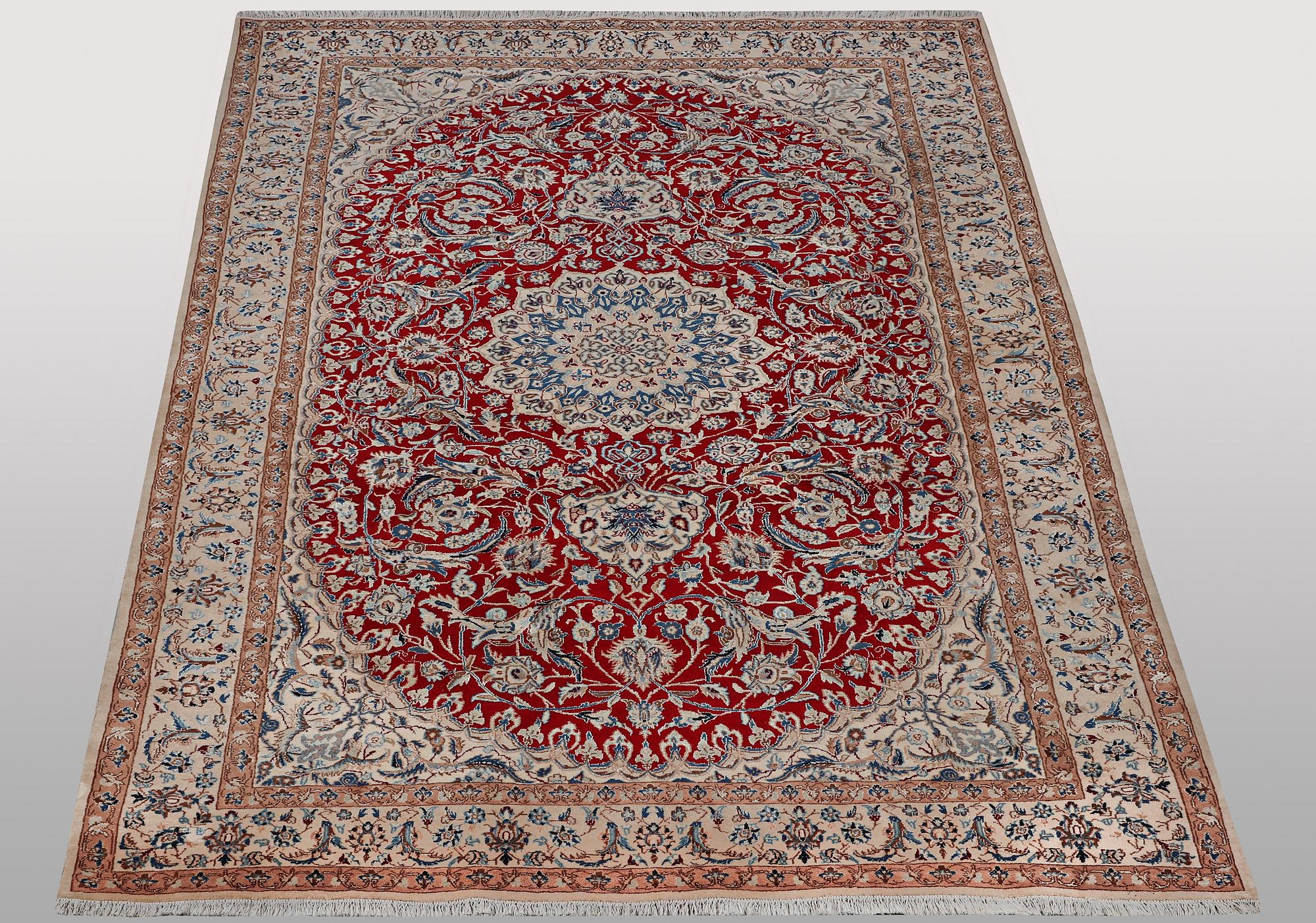 A carpet, Nain, part silk, 9 Laa, ca 295 x 178 cm.