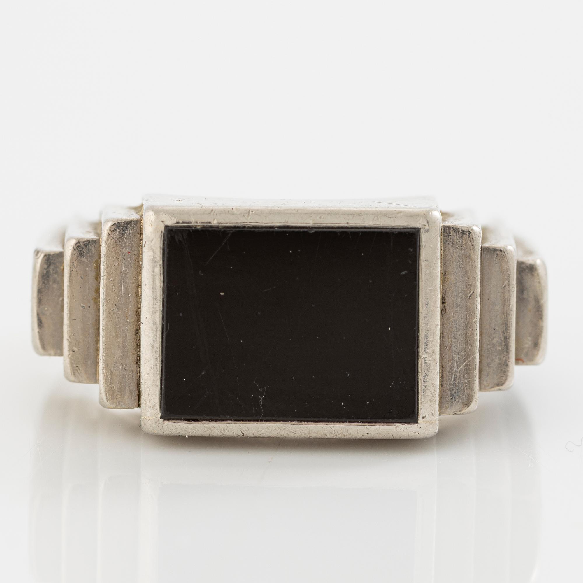 Ring, CG Hallberg, 18K white gold with black stone.