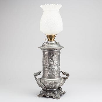 A CEROSENE LAMP LATE 19TH CENTURY.