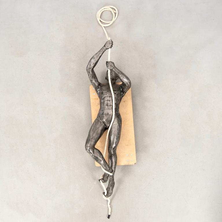 Skulptur, "Climbing man" Art People Gallery.