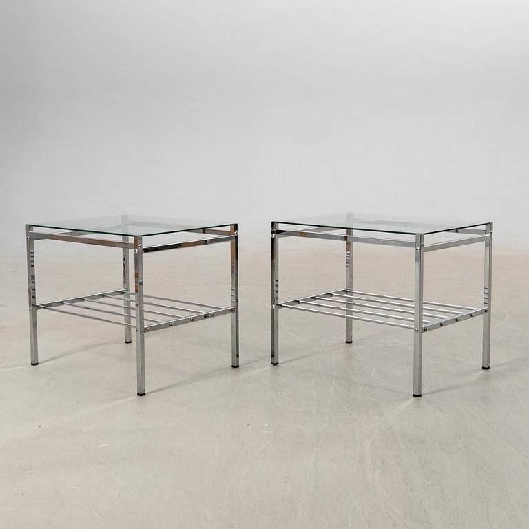 Side table 1 pair late 20th century/early 21st century.