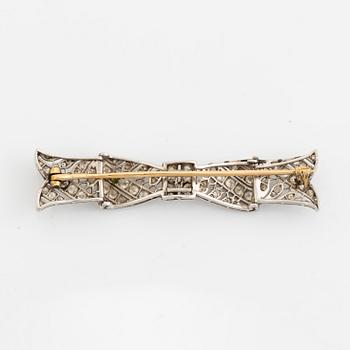 Old cut diamond bow brooch.