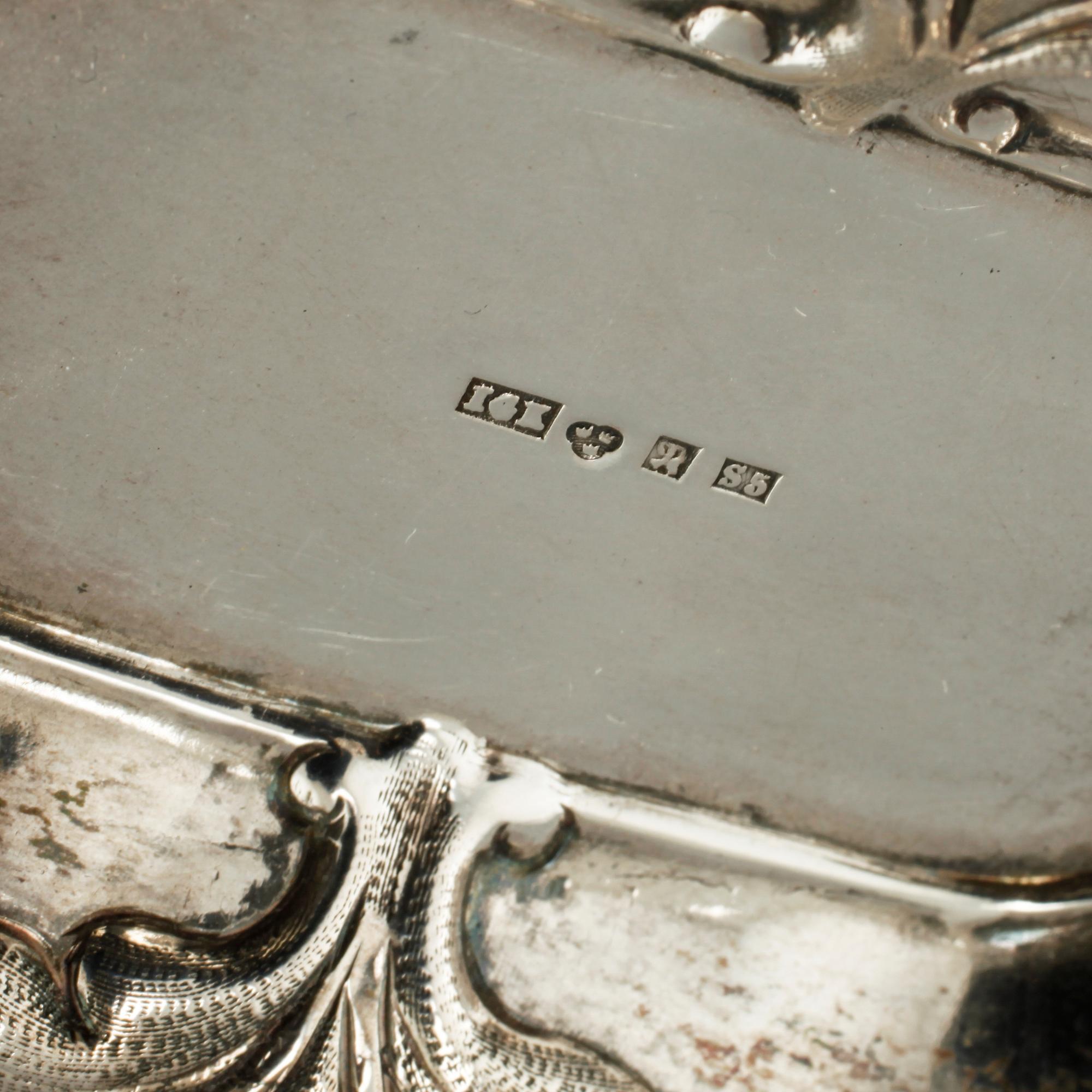 A collection of silver, 7 pcs, i.a needle dishes, 19th-20th century. Weight 335 g.