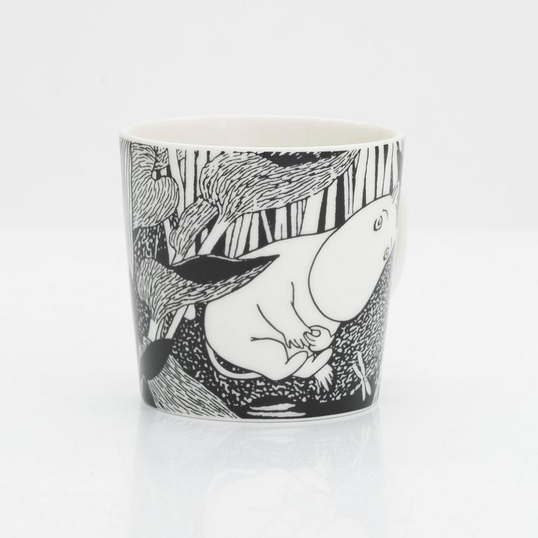 A Moomin mug, 'Moomintroll daydreaming', vitro porcelain, Moomin Characters, Arabia 2005.