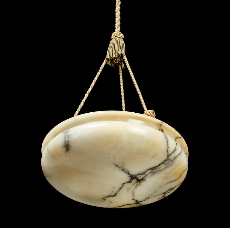 TAKAMPEL, alabaster, 1900-talets första hälft. H 85.