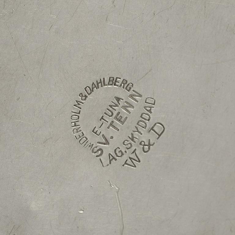 A pewter box by Widerholm & Dahlberg, Eskilstuna, Sweden. 1930/40s.