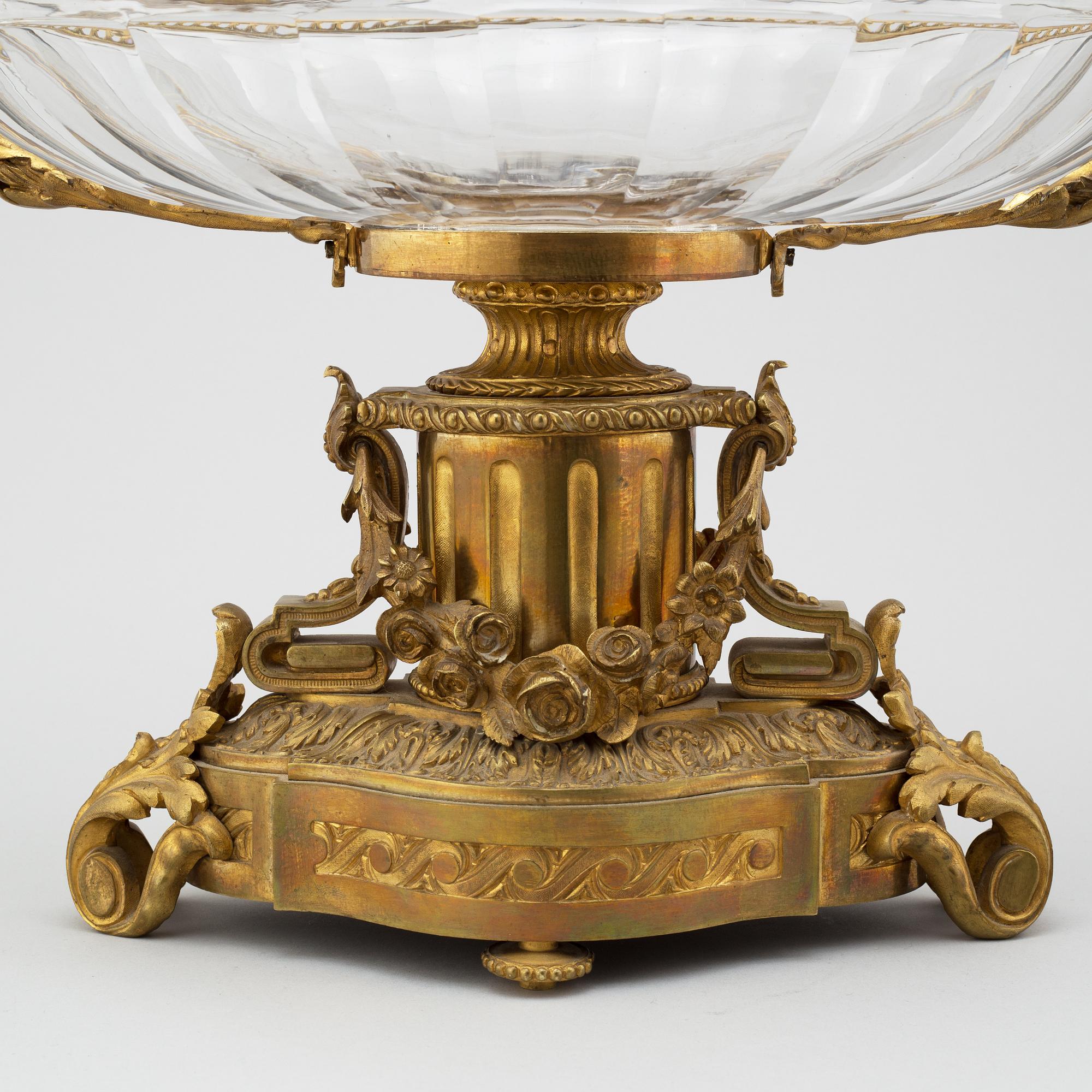 A LOUIS SEIZE STYLE  ORMOLU JARDINIERE, first half of the 19th century.