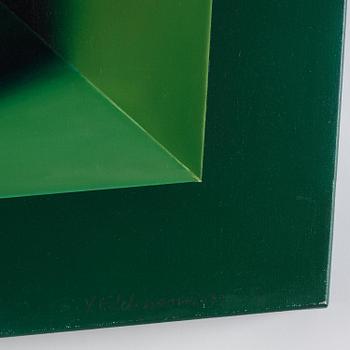 Yrjö Edelmann, "Cube with paper objects".