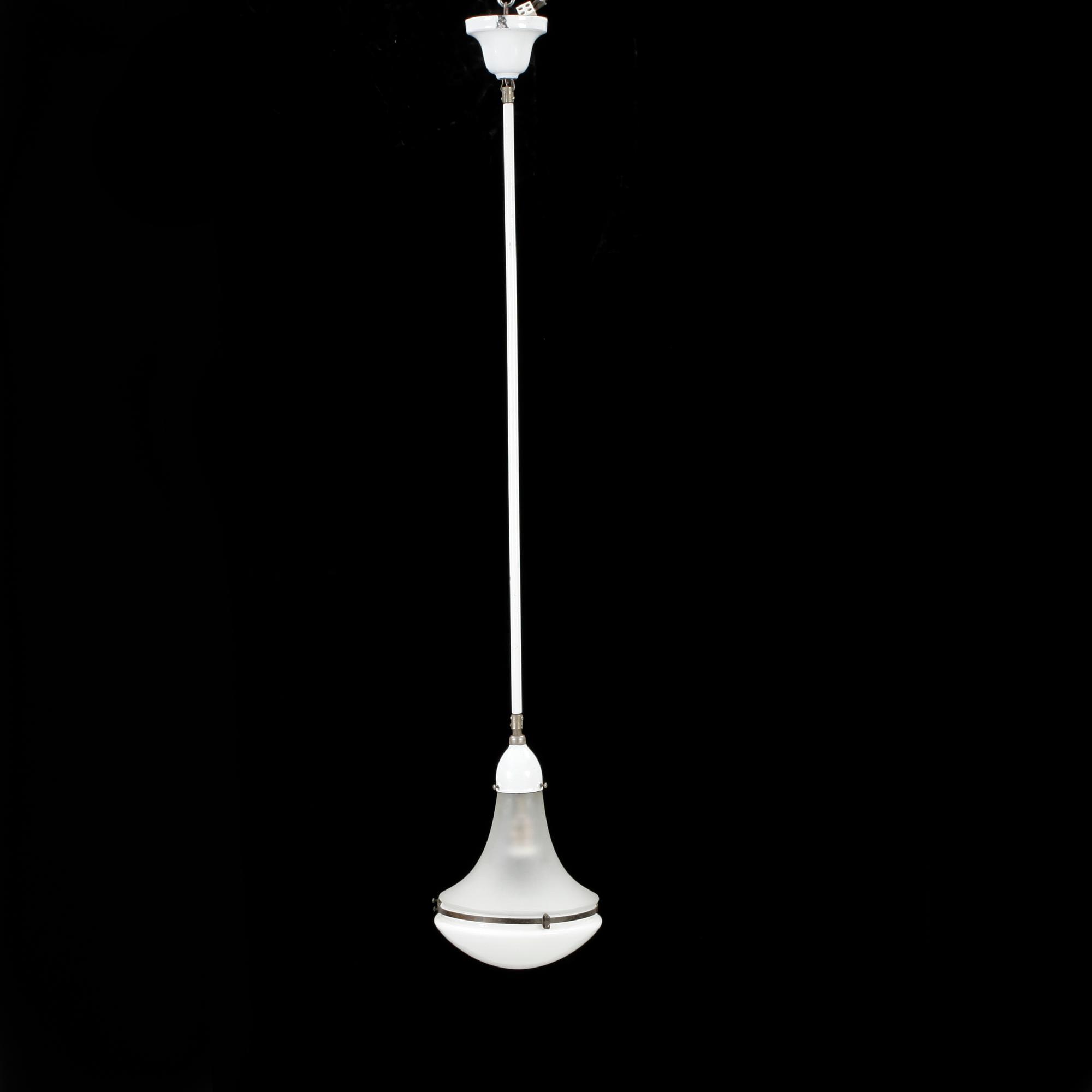 TAKLAMPA, "Luzette", Peter Behrens, för AEG (Allgemeine Electricitäts-Gesellschaft), 1900-talets första hälft.