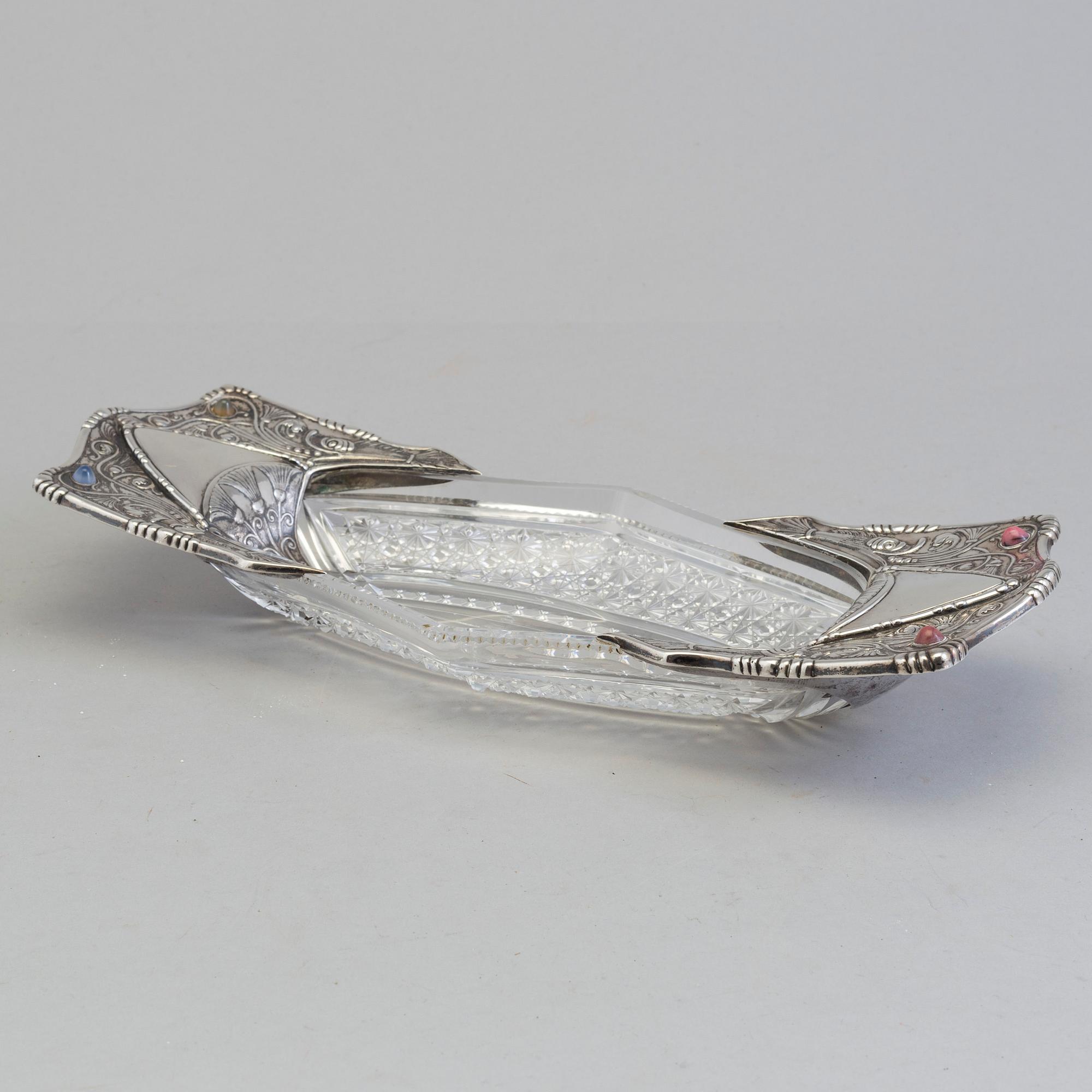 An art noveau gem silver mounted crystal glass bowl maker's mark Yegor Cheryatov for LORIÉ, MOSCOW, 1908-1917.