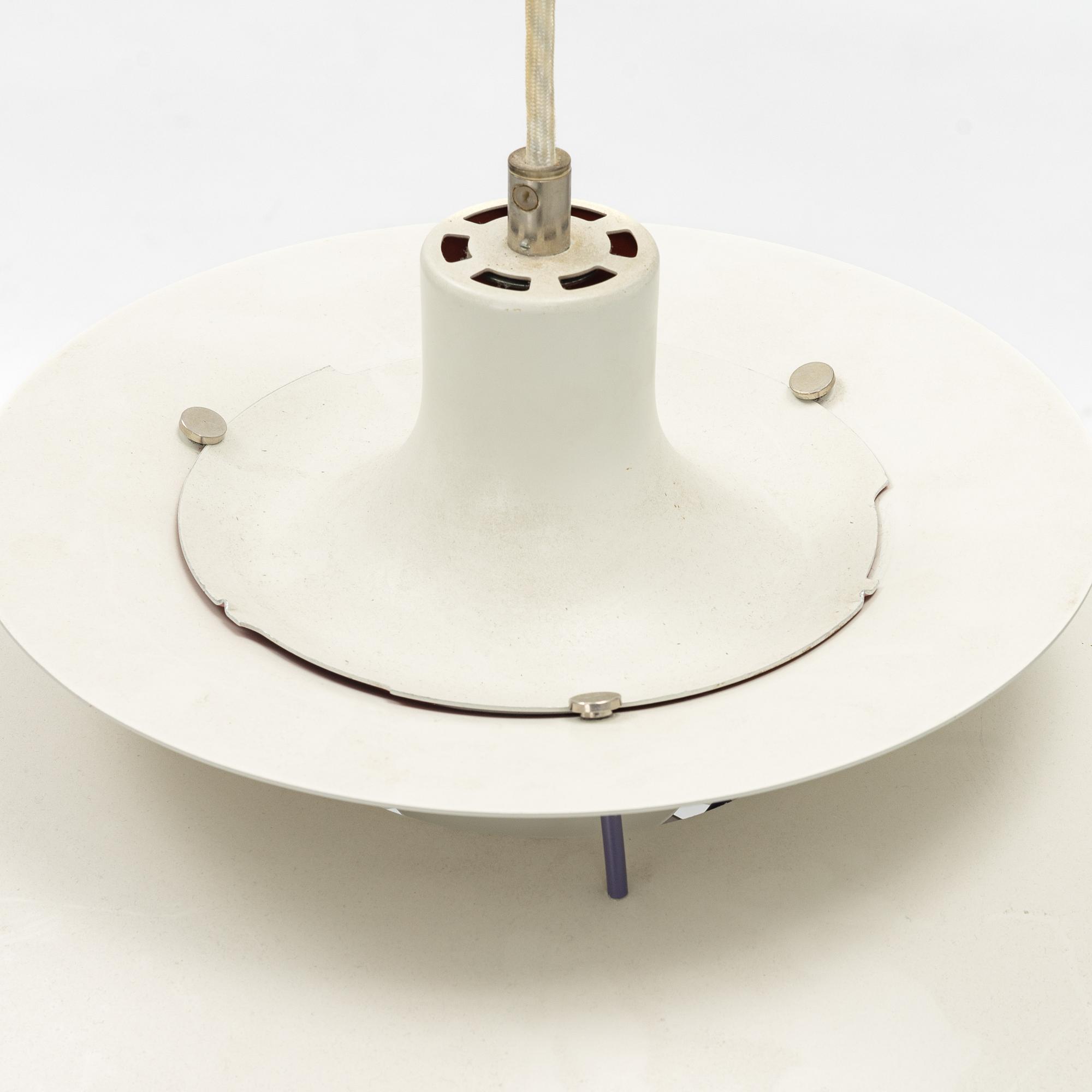 Poul Henningsen, taklampa, "PH 5", Louis Poulsen, Danmark.