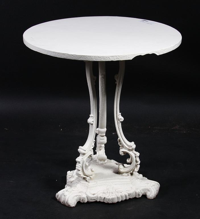 CAFÉBORD, gjutjärn, 1900-talets början.