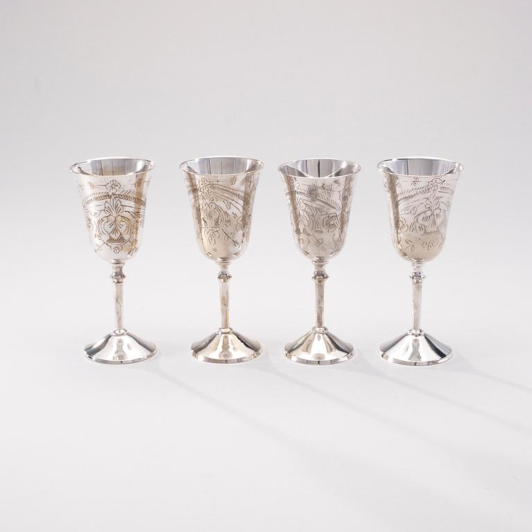 BÄGARE, 4 st, nysilver, troligen England 1900-tal.