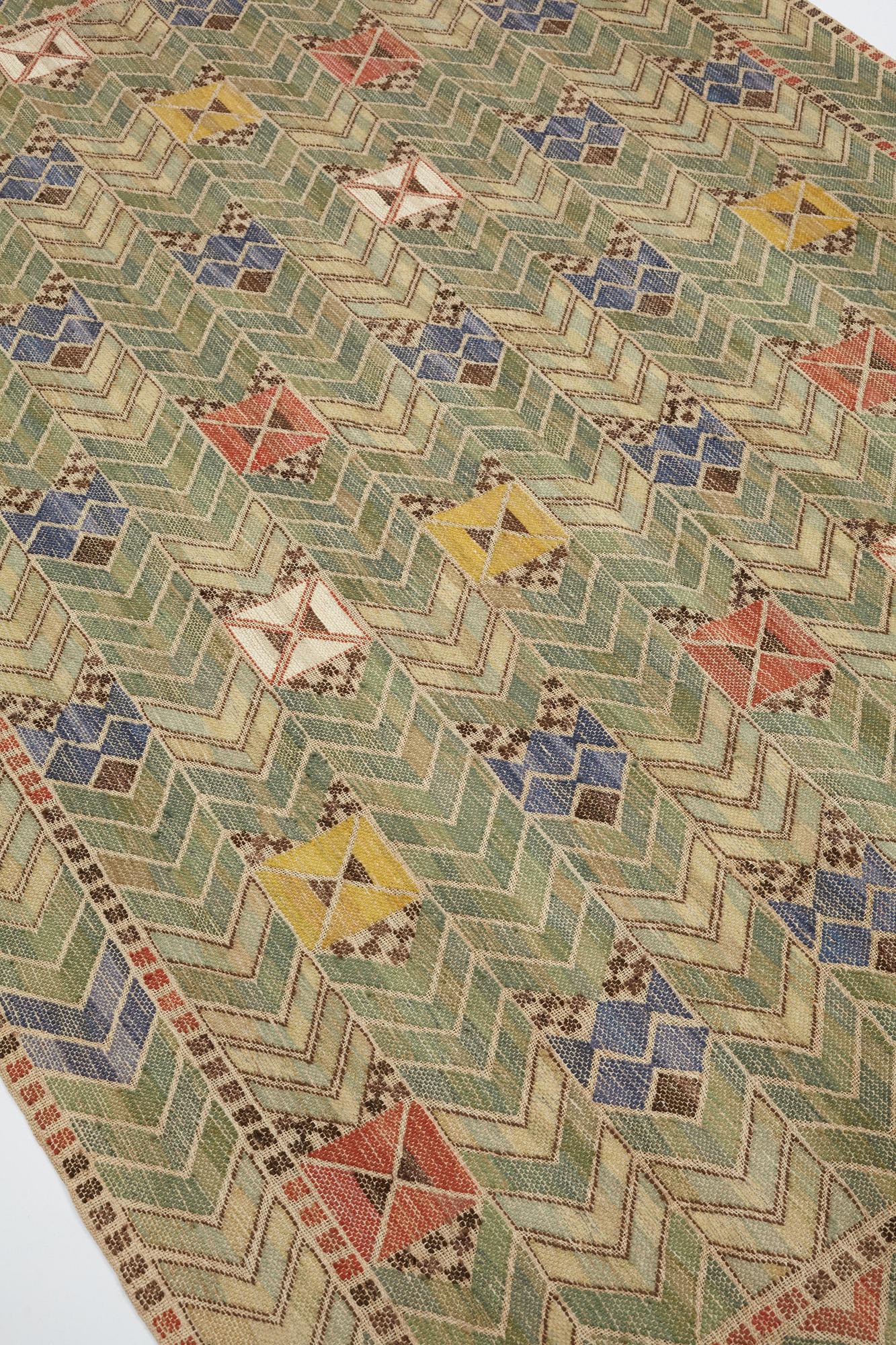 Märta Måås-Fjetterström, draperi, "Rågen", inplock på linnebotten, ca 218,5-219,5 x 160,5-162 cm, signerat AB MMF.