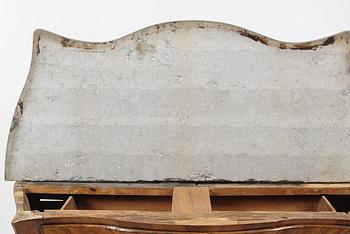 BYRÅ, rokoko, 1700-tal.