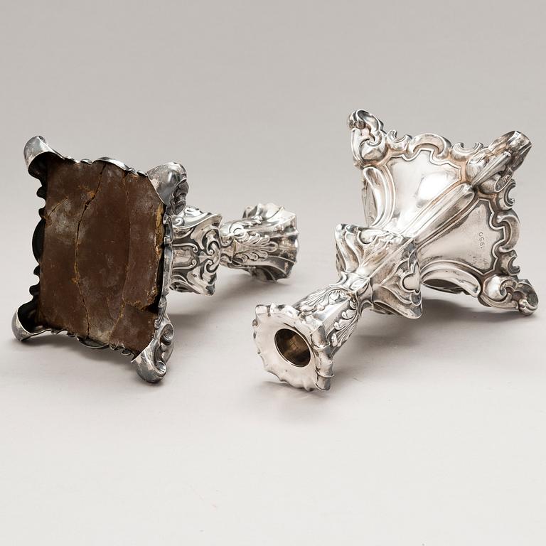 LJUSSTAKAR, ett par, silver, Auran Kultaseppä oy, Åbo 1950.