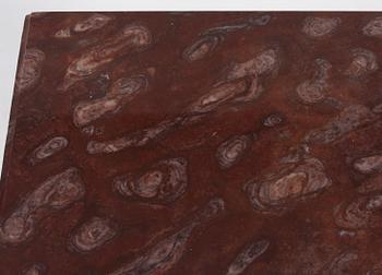 BYRÅ, gustaviansk stil.