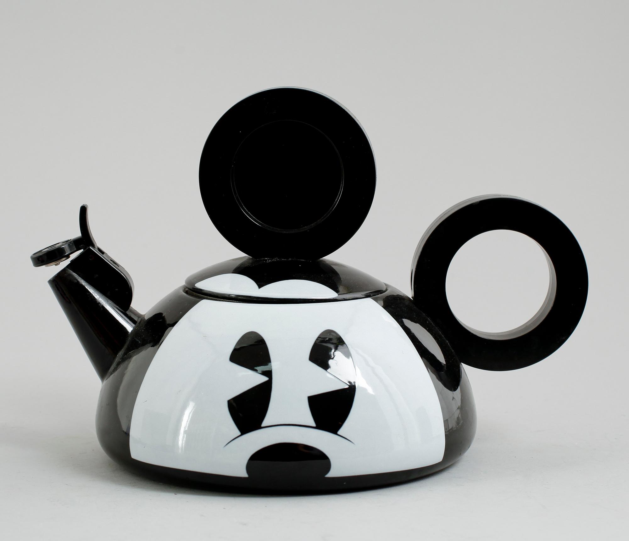 VATTENKOKARE, plast och metall, 1900-talets andra hälft.