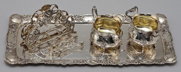 PARTI SILVER, 5 delar, GEWE, Malmö, 1900-talets andra hälft. Vikt 750 g.