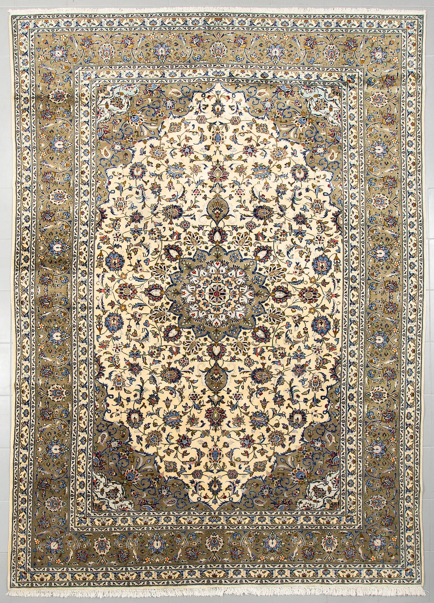 MATTA, Keshan, 337 x 239 cm.