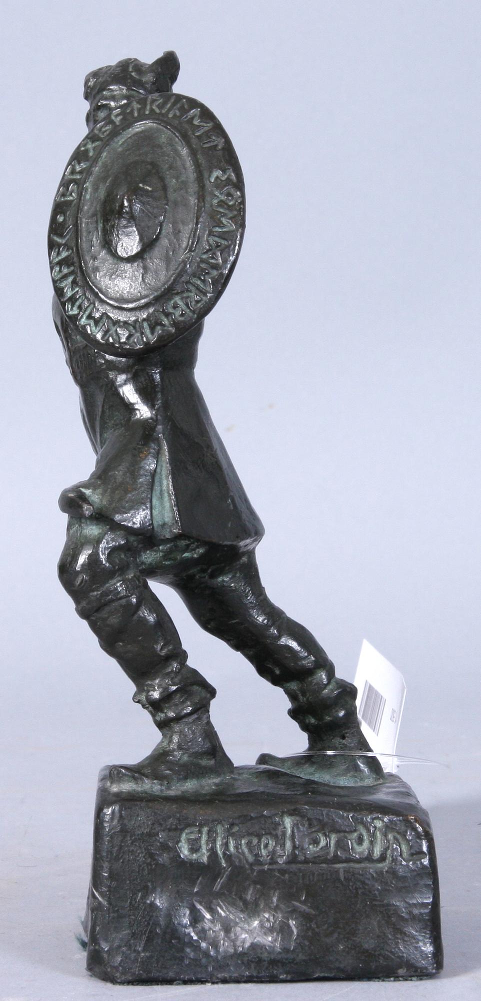 SKULPTUR, patinerad brons, Alice Nordin, sign samt märkt "SÖDERBERG & HAAK STOCKHOLM 1866-1916".