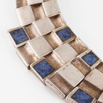 COLLIER,  silver med slipad sodalit, Mexico.Vikt 268,4 gram.
