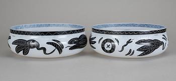 SKÅLAR, ett par, "Caramba", Ulrica Hydman-Vallien, Kosta Boda Atelier.