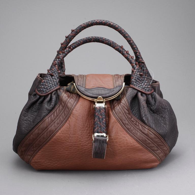 HANDVÄSKA, Fendi, "Spy Bag", 2000-talets början.