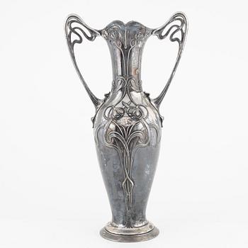 A silver plated Art Nouveau vase, Württembergische Metallwarenfabrik, early 20th Century.