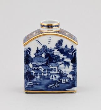 TEDOSA, porslin, Kina, Jiaqing, 1800-talets början.