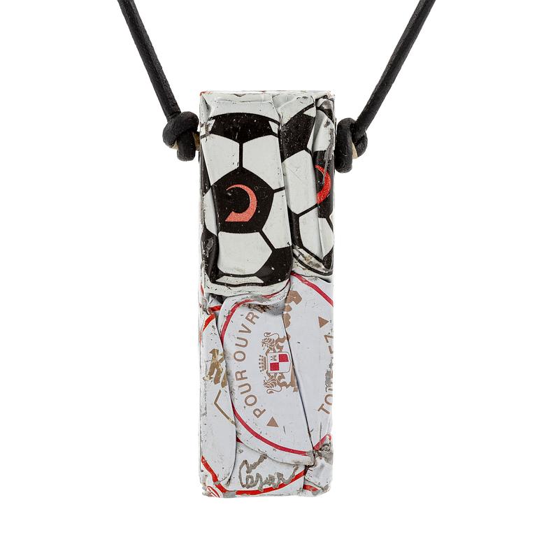 César Baldaccini, compression, pendant made of compressed beer bottle caps.