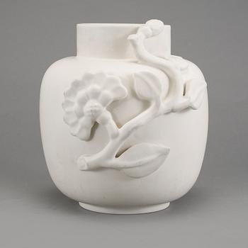 VAS, stengods, "Carrara", Wilhelm Kåge, Gustavsberg, 1900-talets mitt.