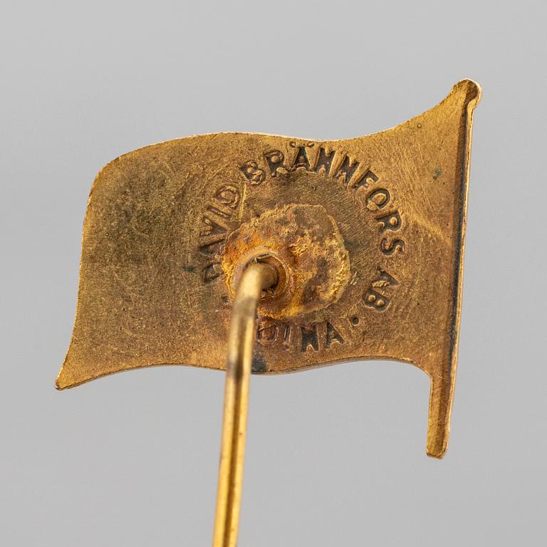 A collection of items from The Swedish America Line.