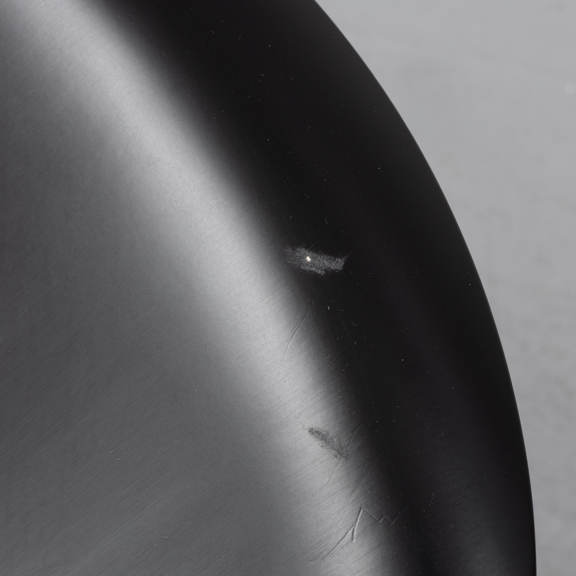 Arne Jacobsen, stolar 12 st, "Sjuan", Fritz Hansen, daterade 2003.