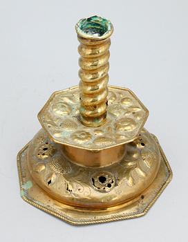 LJUSSTAKE, mässing, barock, 1700-tal.