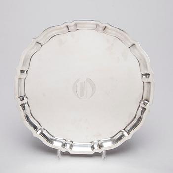 BRICKA, sterlingsilver, "Chippendale" Gorham, Rhode Island, USA 1954. Vikt ca 776,5 g.