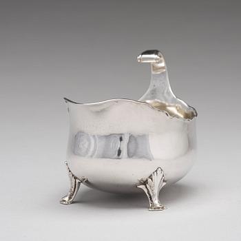 Petter Åkerman, grädd-/såssnäcka, silver, Stockholm 1769. Rokoko.