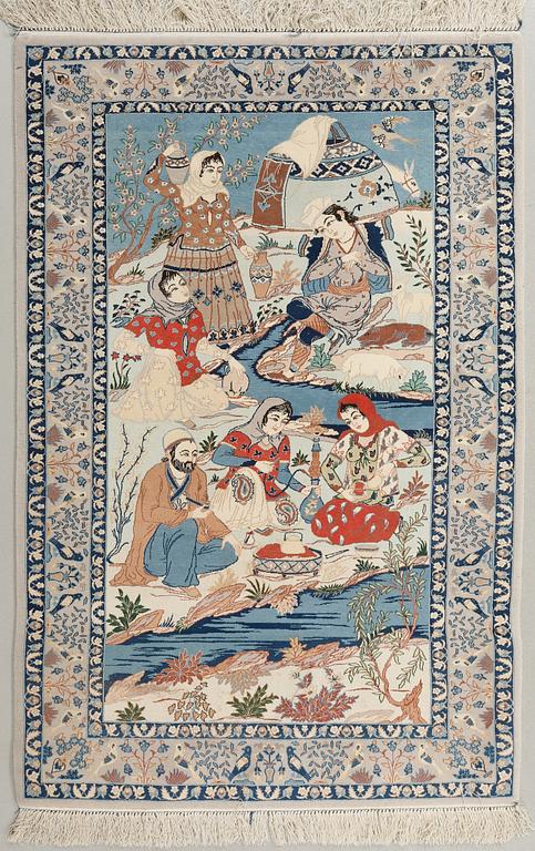 An Isfahan rug, old, 160 x 104 cm.