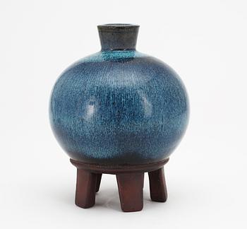 A Wilhelm Kåge 'Farsta stoneware vase, Gustavsberg studio 1956.