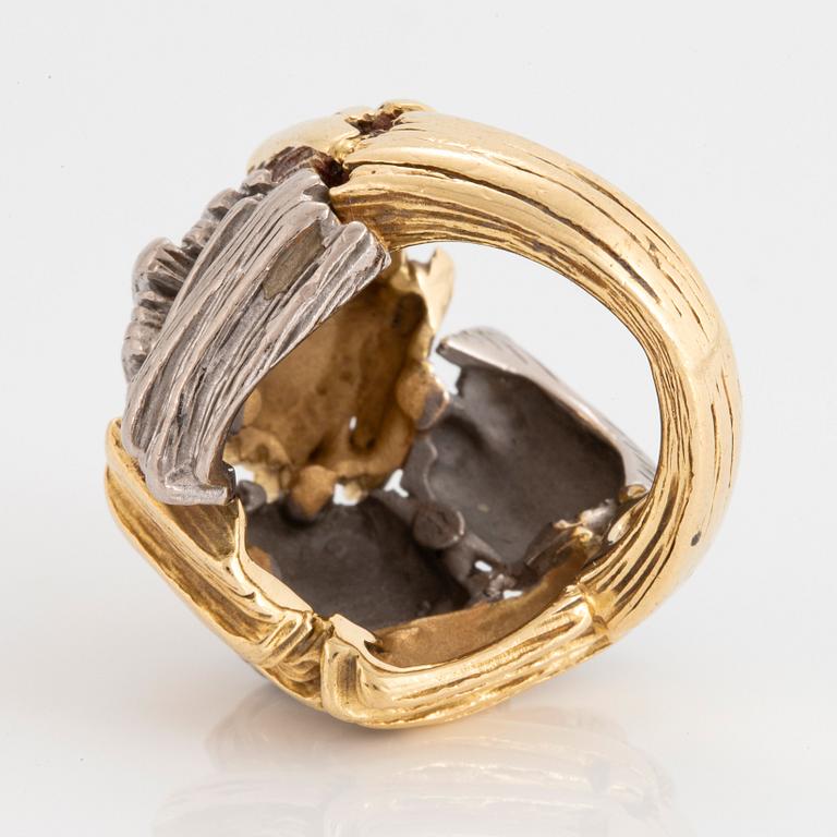 Ring 18K guld och platina.