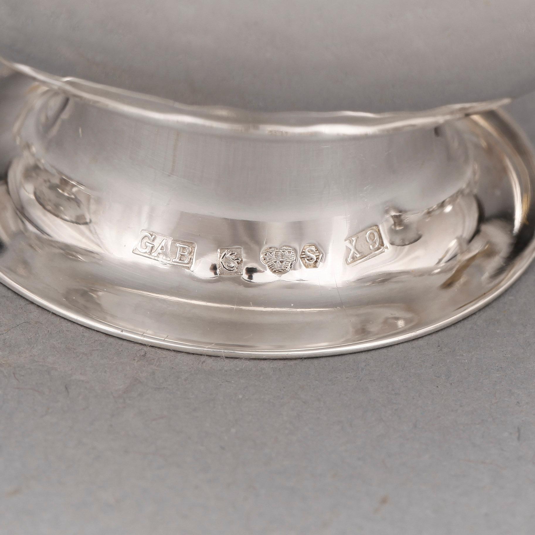 PUNCHMUGGAR, 17 st, silver GAB samt Cson, 1900-talets andra hälft / slut. Total vikt ca 606 g.