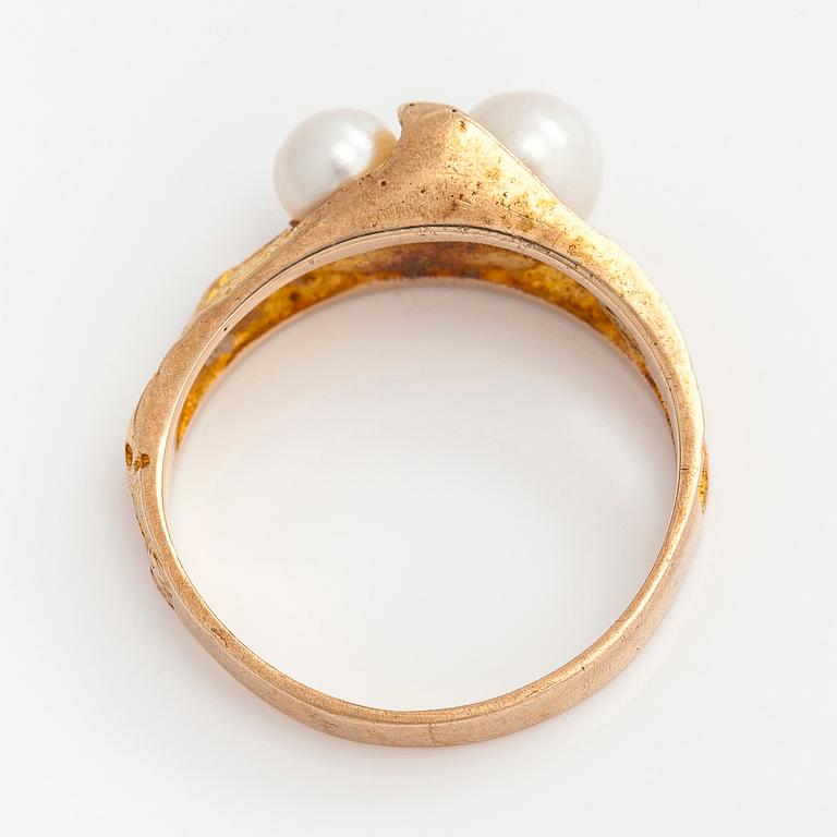 Björn Weckström, ring "Viskning", 14K guld och odlade pärlor. Lapponia.