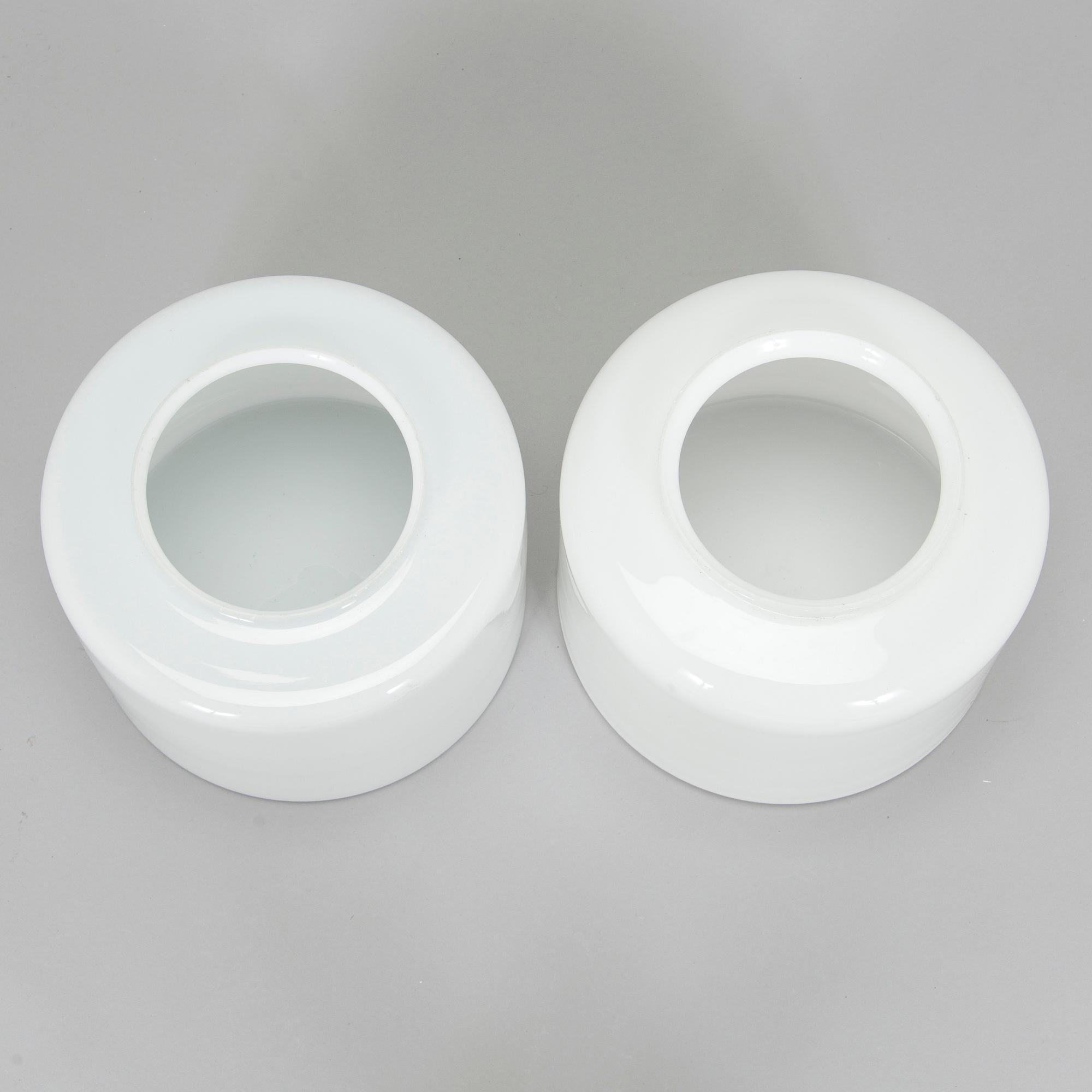 Paavo Tynell, A set of two 1930s ceiling light '2028', Taito.